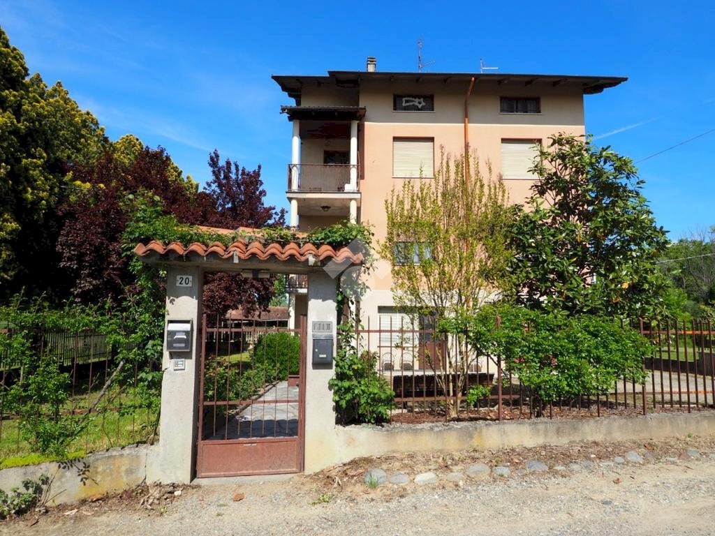 Apartment Via Torino, Brusnengo - photo 1