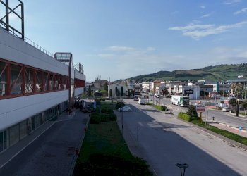 Foto 38 - Laboratorio Via Pasubio
 
15, San Benedetto del Tronto - foto 38