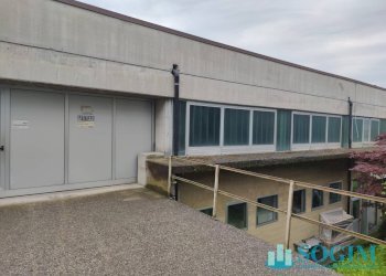 Foto 1 - Laboratorio Via Ugo Foscolo
 
134, Gandino - foto 1