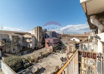 Balcone - Quadrilocale Via Teatro Massimo
 
35, Catania - foto 2