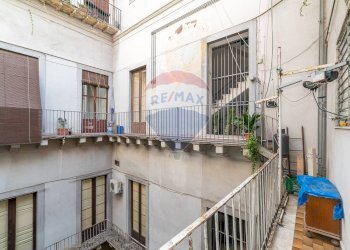 Balcone - Quadrilocale Via Teatro Massimo
 
35, Catania - foto 7