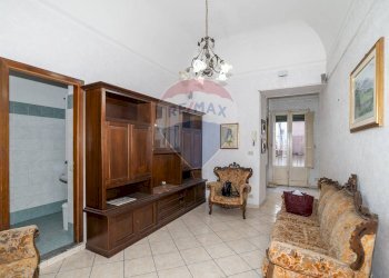 Soggiorno - Quadrilocale Via Teatro Massimo
 
35, Catania - foto 12