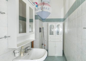 Bagno - Quadrilocale Via Teatro Massimo
 
35, Catania - foto 14