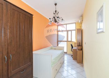 Camera / camera da letto - Quadrilocale Via Teatro Massimo
 
35, Catania - foto 19