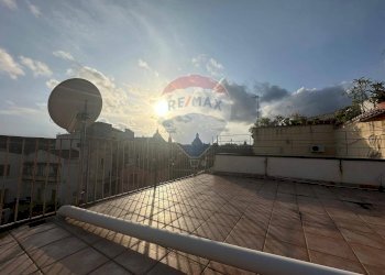Terrazza - Quadrilocale Via Teatro Massimo
 
35, Catania - foto 42