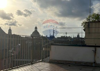 Terrazza - Quadrilocale Via Teatro Massimo
 
35, Catania - foto 43
