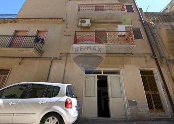 Edificio all\'aperto - Casa indipendente Via Varsallona
 
21, Caltagirone - foto 4