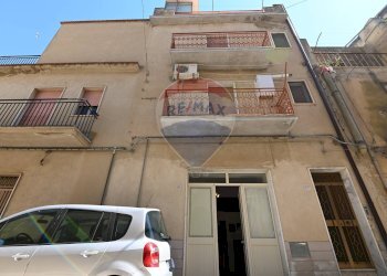 Edificio all\'aperto - Casa indipendente Via Varsallona
 
21, Caltagirone - foto 5