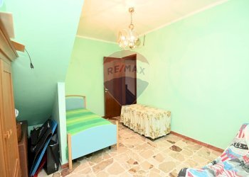 Camera / camera da letto - Casa indipendente Via Varsallona
 
21, Caltagirone - foto 17