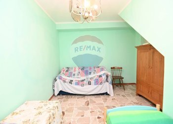 Camera / camera da letto - Casa indipendente Via Varsallona
 
21, Caltagirone - foto 18