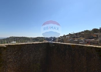 Edificio all\'aperto - Casa indipendente Via Varsallona
 
21, Caltagirone - foto 37