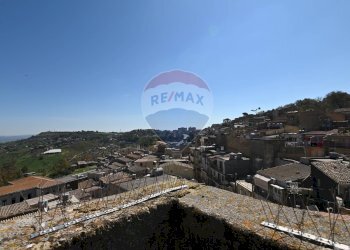 Edificio all\'aperto - Casa indipendente Via Varsallona
 
21, Caltagirone - foto 38