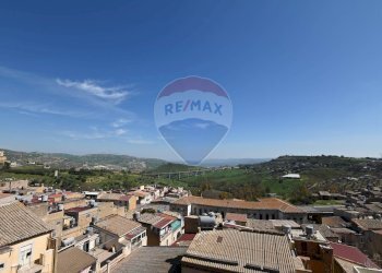 Edificio all\'aperto - Casa indipendente Via Varsallona
 
21, Caltagirone - foto 39