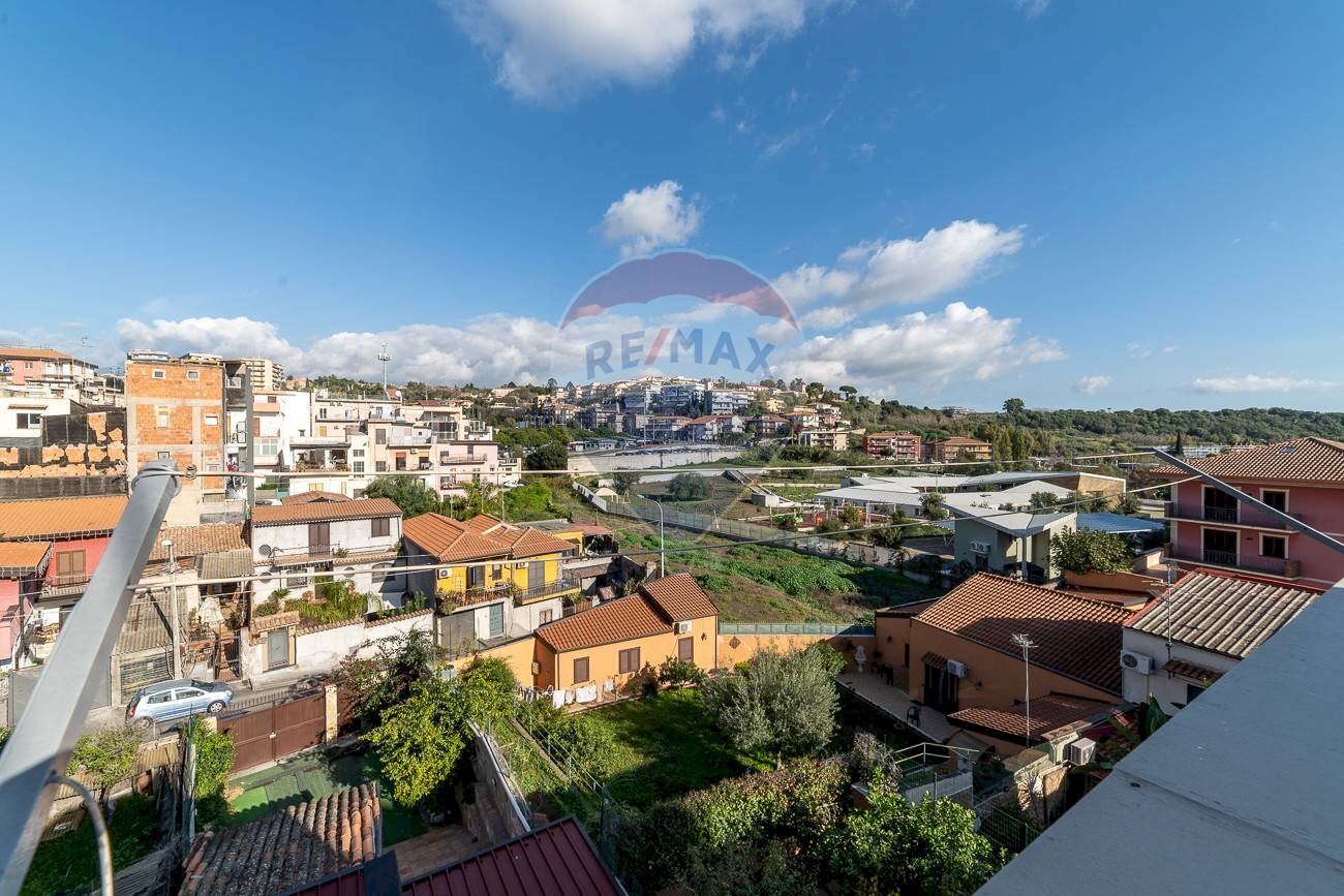 Edificio all\'aperto - Quadrilocale Via Pietro Novelli
 
51, Catania - foto 2