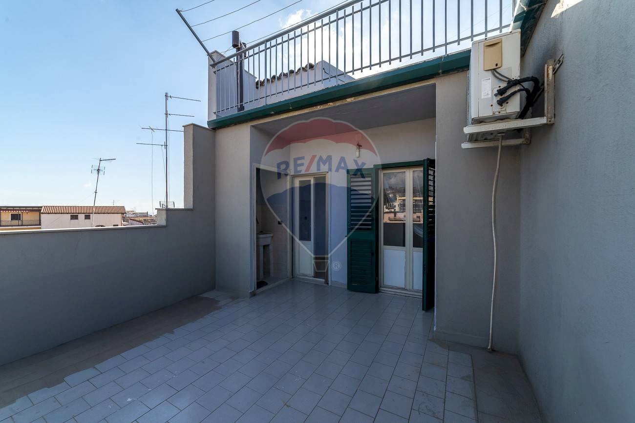 Terrazza - Quadrilocale Via Pietro Novelli
 
51, Catania - foto 3