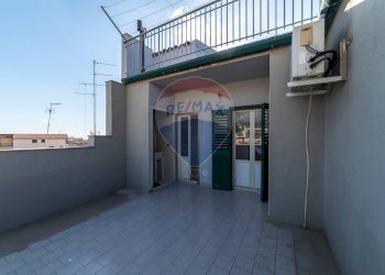 Terrazza - Quadrilocale Via Pietro Novelli
 
51, Catania - foto 3