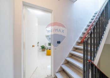 Scale - Quadrilocale Via Pietro Novelli
 
51, Catania - foto 4