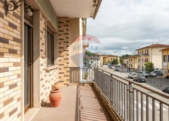 Balcone - Appartamento Via XX Settembre
 
14, Figline e Incisa Valdarno - foto 9