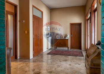 Hall / corridoio - Appartamento Via XX Settembre
 
14, Figline e Incisa Valdarno - foto 10