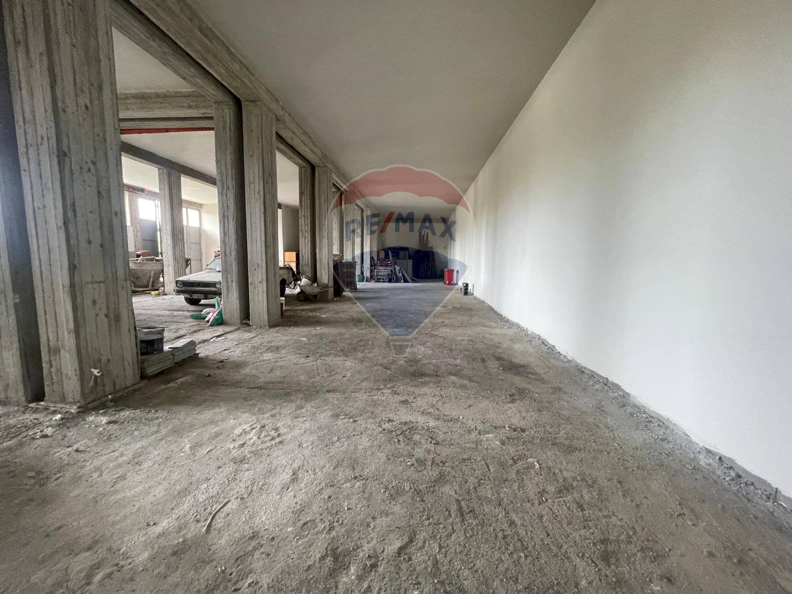 Parcheggio - Capannone Via: Luigi Capuana, Camporotondo Etneo - foto 1