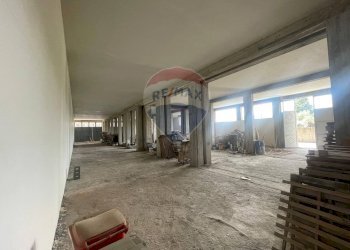 Terrazza - Capannone Via: Luigi Capuana, Camporotondo Etneo - foto 5