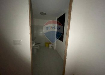 Hall / corridoio - Capannone Via: Luigi Capuana, Camporotondo Etneo - foto 20