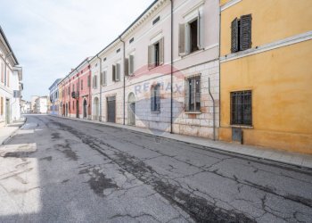 Edificio all\'aperto - Casa semi indipendente VIA MATTEOTTI
 
59, Bozzolo - foto 59