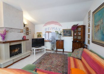 Soggiorno - Casa semi indipendente Valbrembo - foto 2