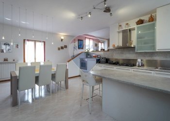 Cucina - Casa semi indipendente Valbrembo - foto 15