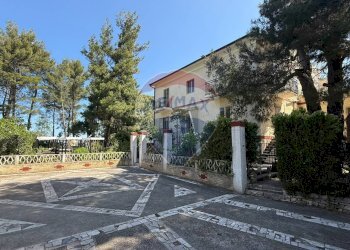 esterno - Casa semi indipendente Via Bucci
 
SNC, Vico del Gargano - foto 18