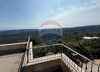 vista sulla natura - Casa semi indipendente Via Bucci
 
SNC, Vico del Gargano - foto 31