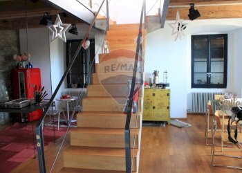 scala - Appartamento piazza san moderanno
 
1, Berceto - foto 4