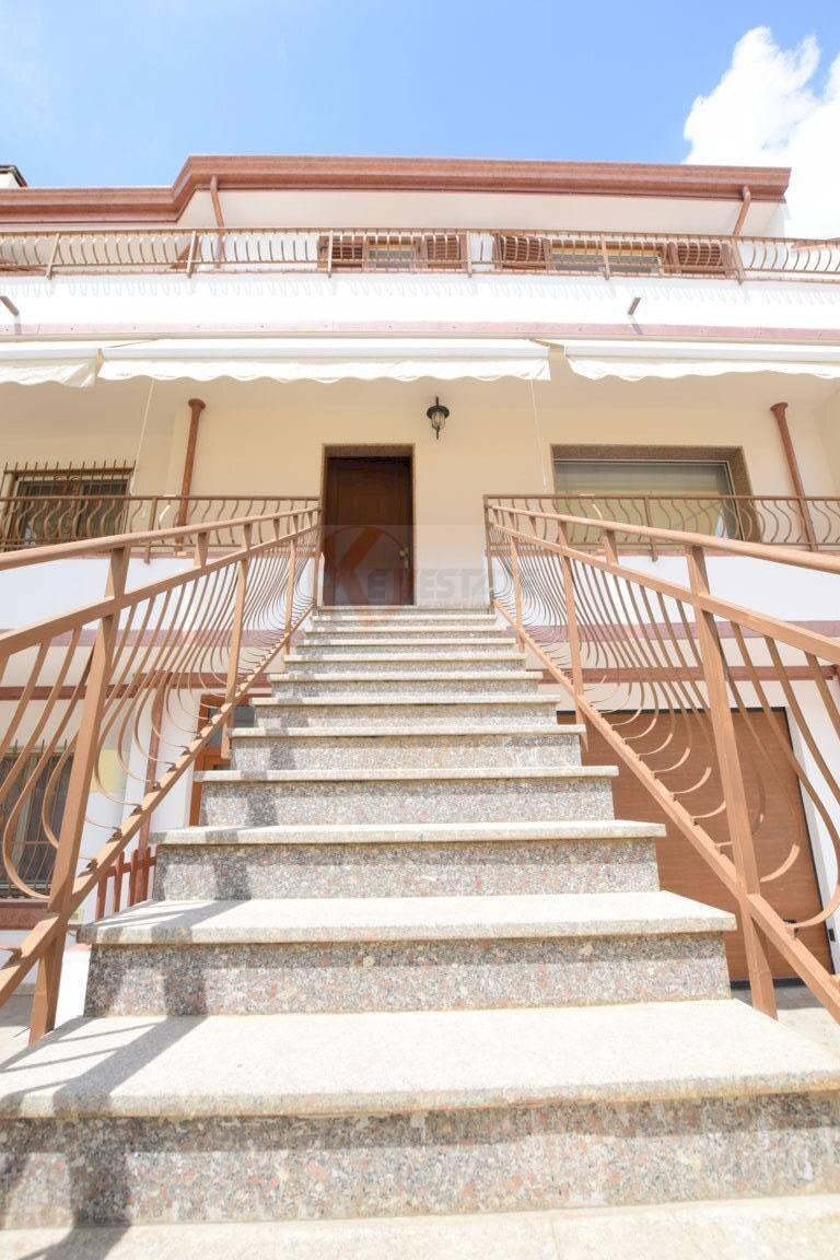 Foto 3 - Villa a Schiera VIA CUCCA
 
46, Nuoro - foto 3