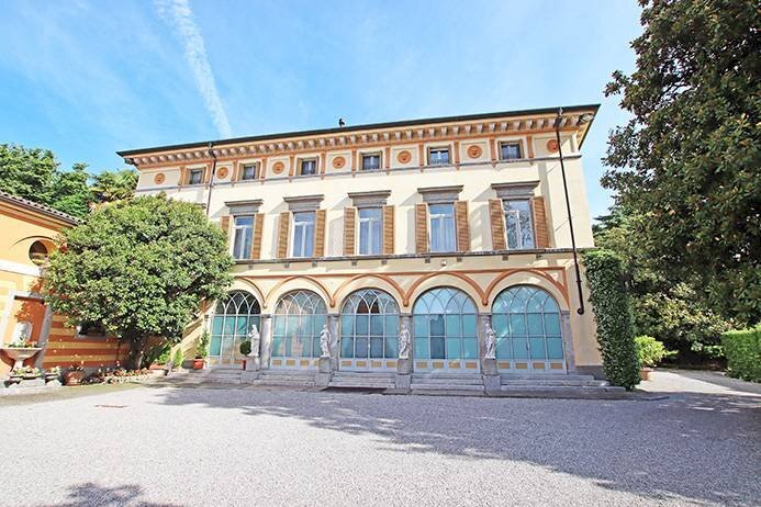 Facciata villa - Villa Almenno San Bartolomeo - foto 1