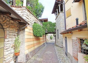 Corte interna - Villa Almenno San Bartolomeo - foto 5