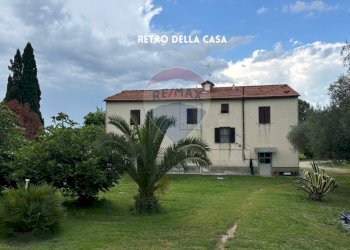 FACCIATA E GIARDINO - Rustico VIA DI SASSOSCRITTO
 
SNC, Roccastrada - foto 24