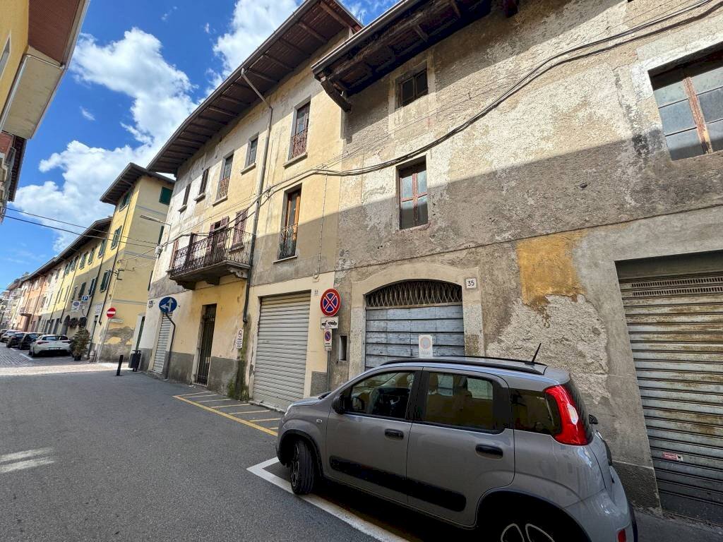 Facciata - Stabile - Palazzo via dei Mille, Borgomanero - foto 3