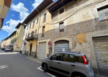 Facciata - Stabile - Palazzo via dei Mille, Borgomanero - foto 3