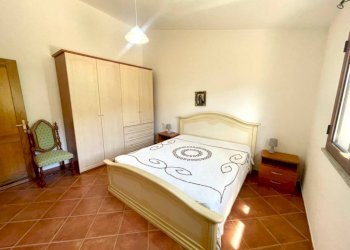 Camera da letto - Villa via Monte Nurres, Torpè - photo 23