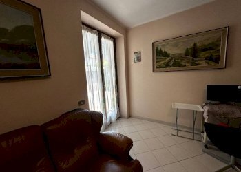 Salone - Villa via Alessandro Volta, 3, Somma Lombardo - foto 17