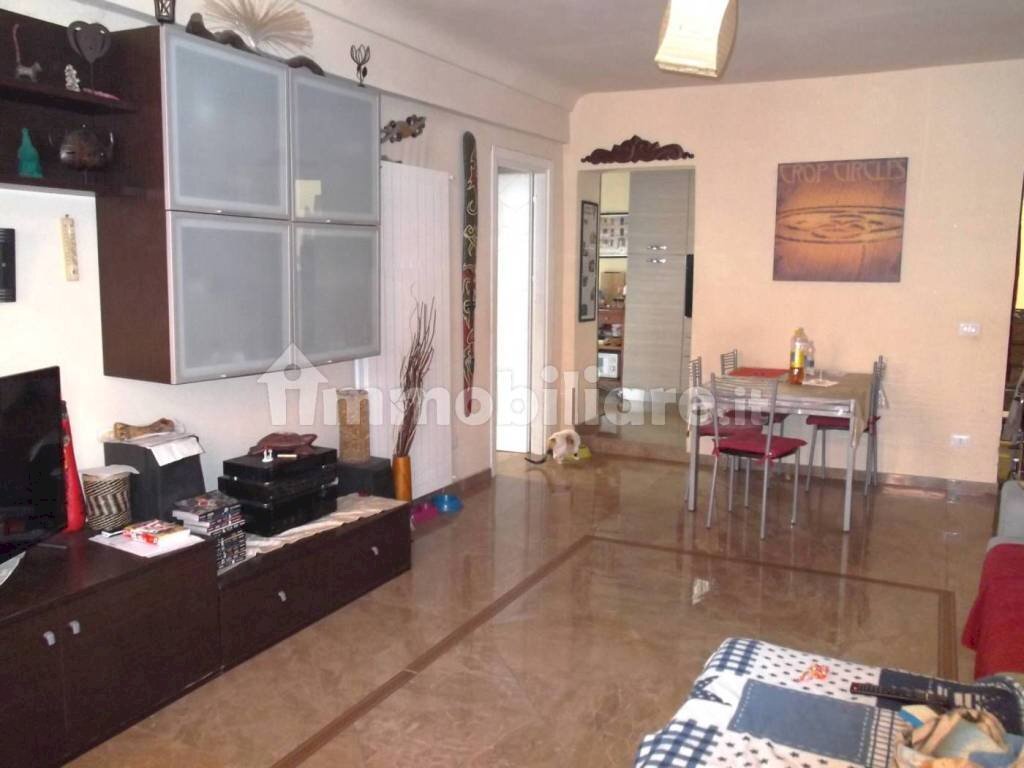 Salone - Four-room apartment via Govone Rosa, Mondovì - photo 2