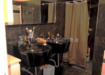 Bagno - Four-room apartment via Govone Rosa, Mondovì - photo 3