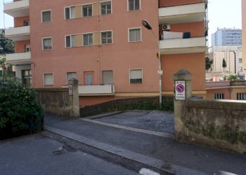 Zona - Box corso Ferdinando Magellano, 90r, Genova (zona Sampierdarena) - foto 1