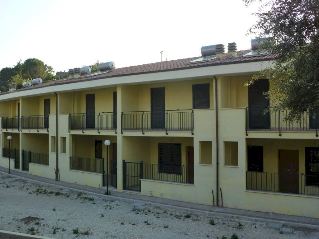 Facciata - Four-room apartment Montelibretti - photo 3