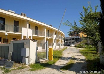 Facciata - Four-room apartment Montelibretti - photo 2