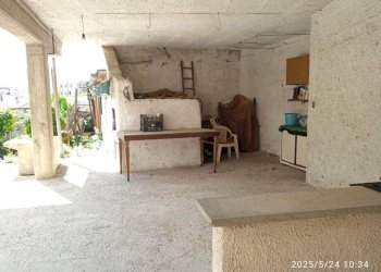 Cortile interno - Casa indipendente via Tinello, 15, Montelibretti - foto 3
