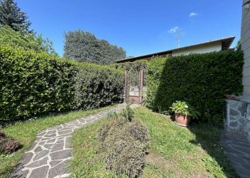 Giardino - Villa via Pontida, 11, Varese - foto 8