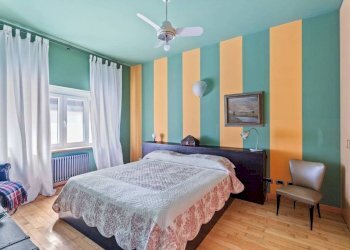Camera da letto - Rustico Località Valmanera, 43, Asti - foto 12
