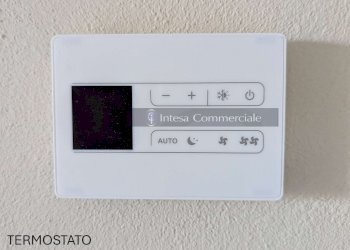 DETTAGLIO TERMOSTATO - Three-room apartment Roncadelle - photo 11