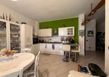 Cucina - Quadrilocale via delle Ginestre, Varazze - foto 5